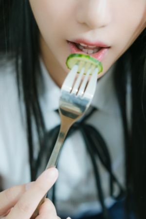 欧美短袖男_BD英语在线视频播放