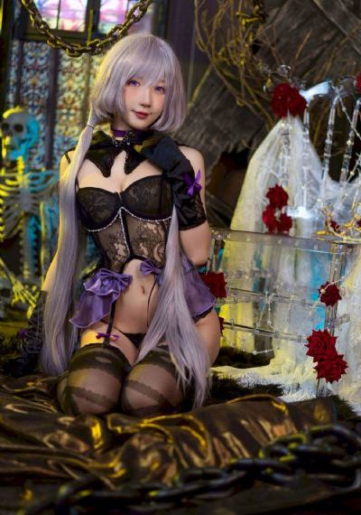 欧美超模性感写真_超清高清完整版播放