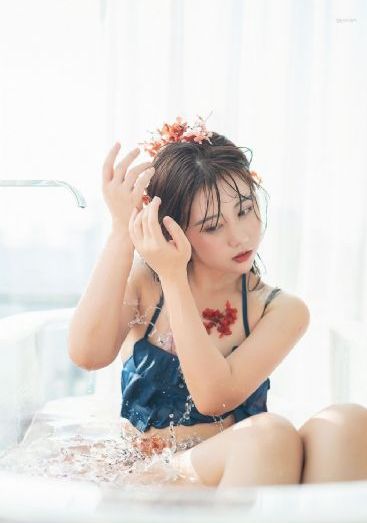 日韩偷窥女神的电影_BD韩语BD在线观看