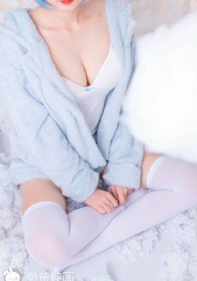 中国影坛地位最高的人_国产剧在线观看完整版