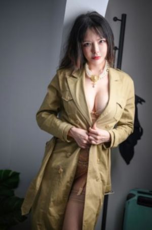 欧美电影kiss剪辑_高清完整视频观看