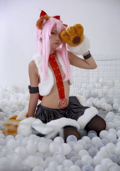 欧美精品在线草莓_HD完整版观看