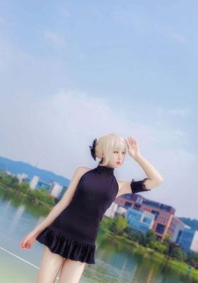 欧美巨星超模写真集_HD高清视频观看